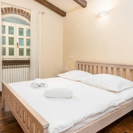 Diana Guest house Sinozici