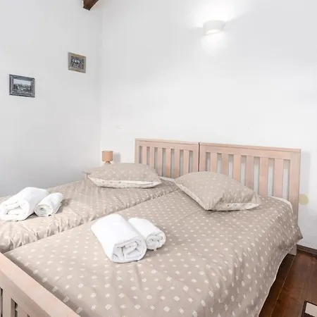 Guest house Diana *