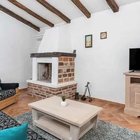 Diana By 4* Sinozici